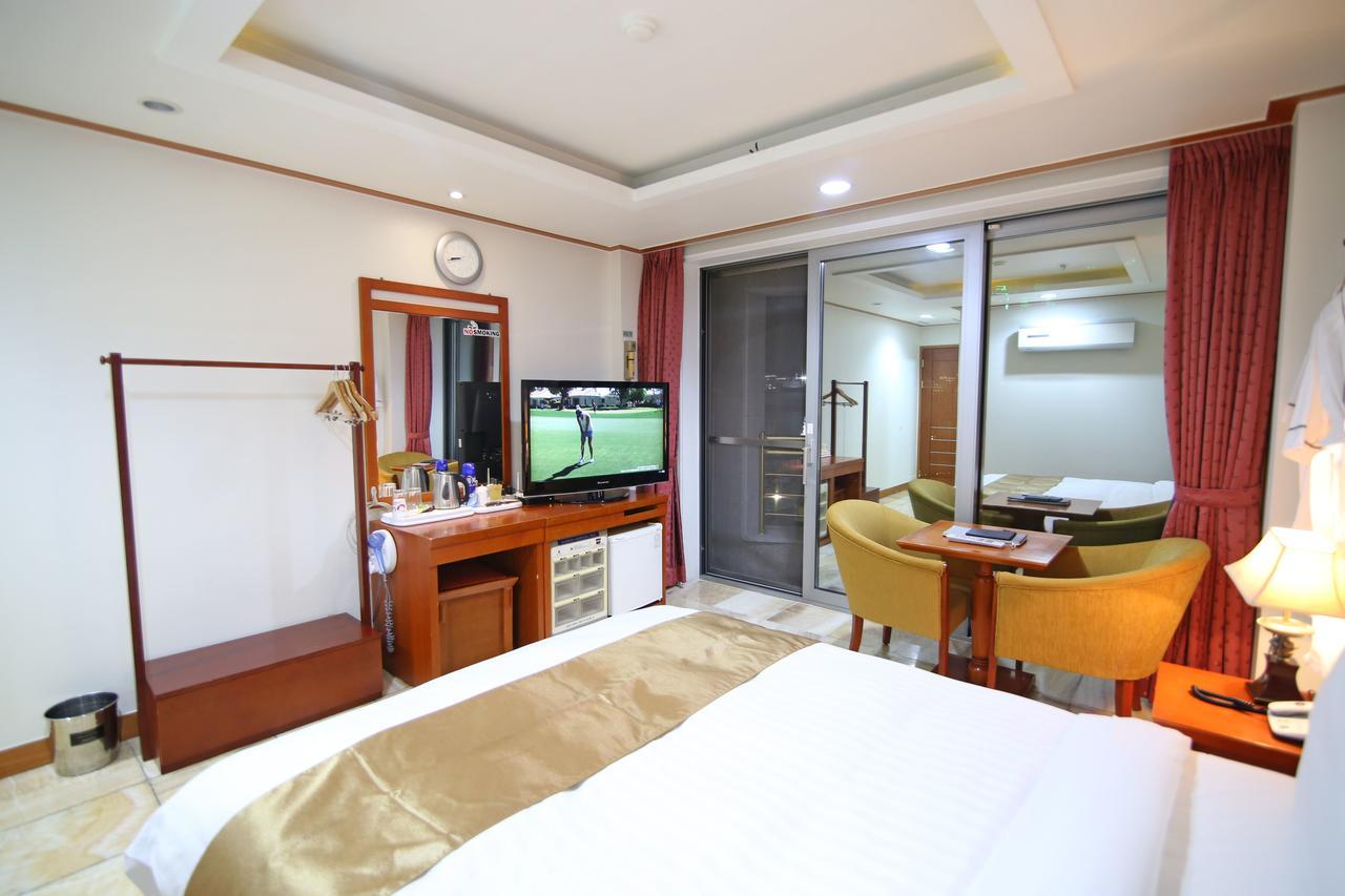 Geoje Island Hotel Exterior foto